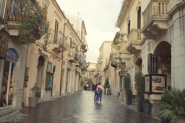 CONVERTED WITH PHOEBUS BY POST-FX