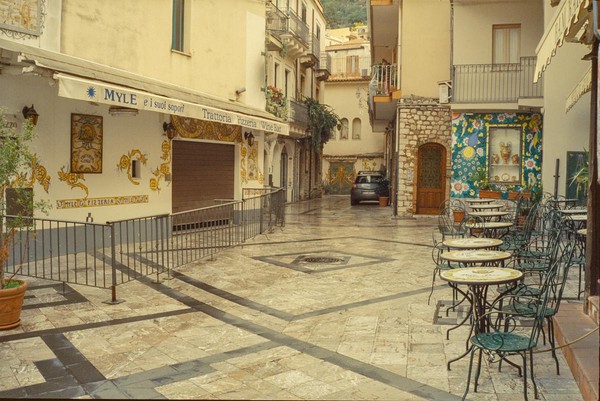 CONVERTED WITH PHOEBUS BY POST-FX