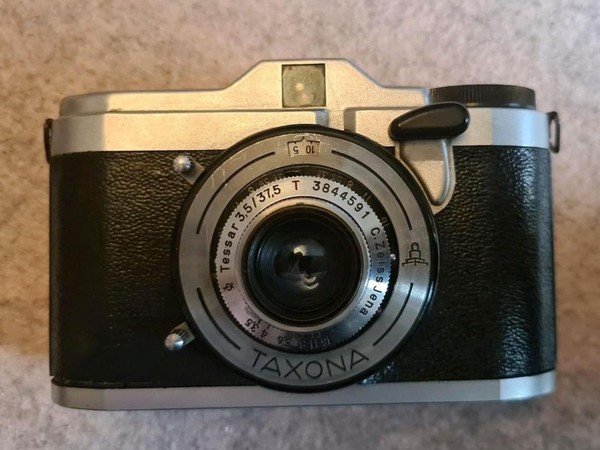 Zeiss Ikon Taxona