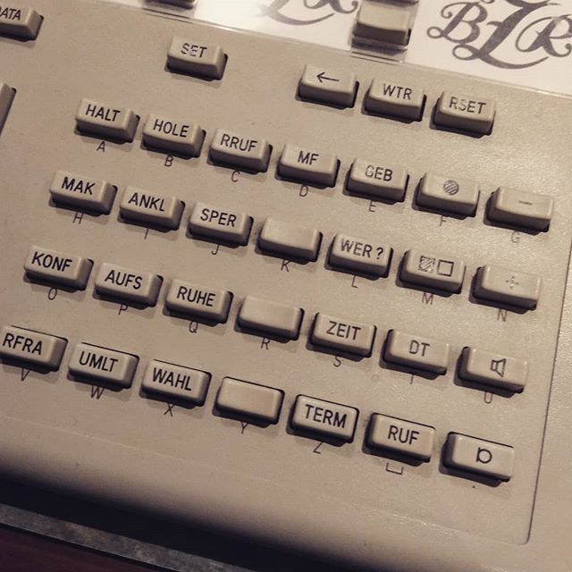 twitter like it’s 1982