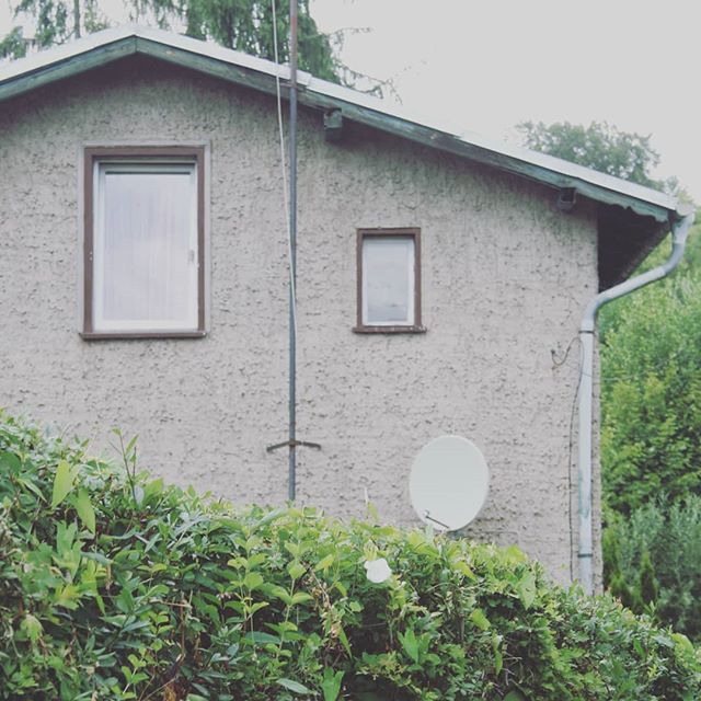 trauriges Haus #iseefaces